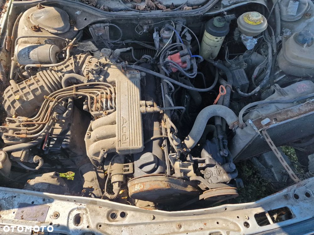 Audi 100 c3 2.3 NF 136km manual, Climatronic, abs, El.szyby na części - 3