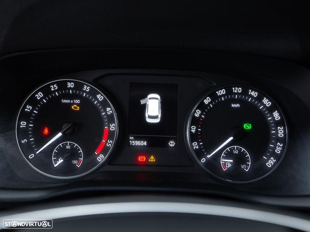 Skoda Octavia Break 2.0 TDI Ambition DSG - 19