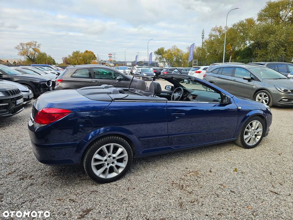 Opel Astra 1.8 Cosmo - 17