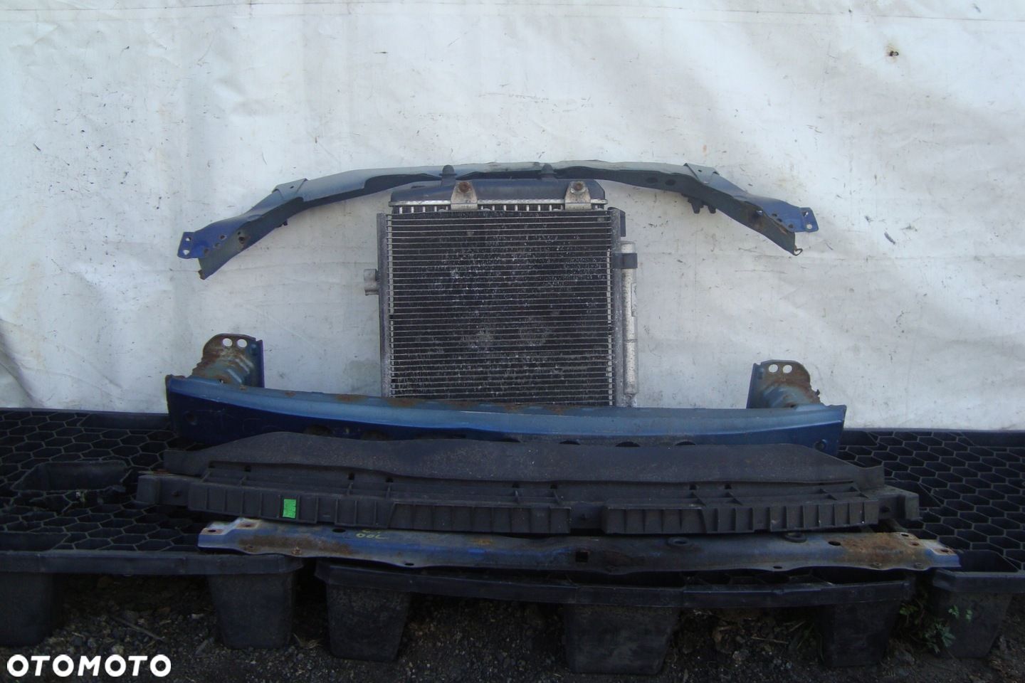 PAS CHŁODNICE WZMOCNIENIE BELKA 1,4 HDI CITROEN C1 AYGO 107 05-14 - 1