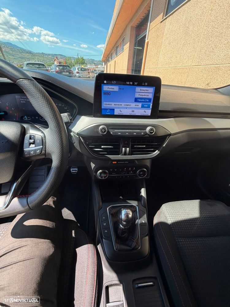 Ford Focus 1.0 EcoBoost MHEV Active - 18