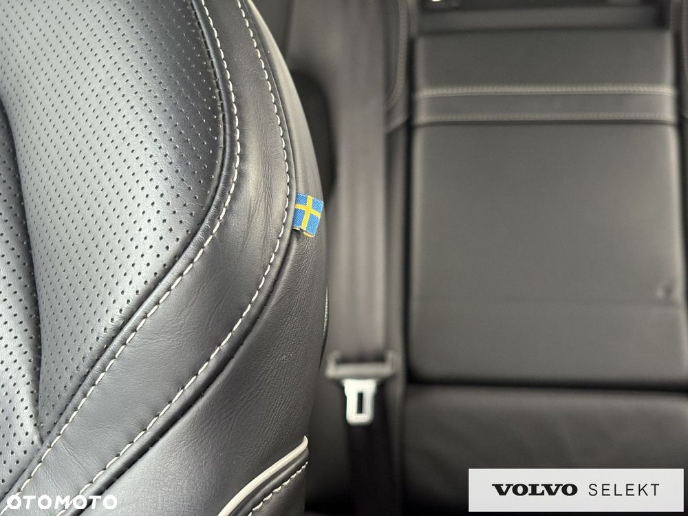 Volvo XC 60 - 30