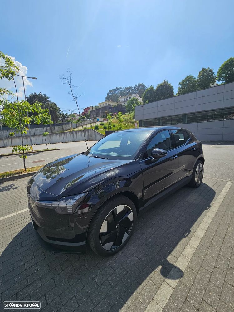 Volvo EX30 Single Motor Extended Range RWD Ultra - 6