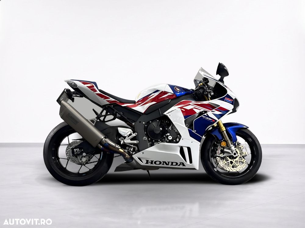 Honda CBR1000RR-R Fireblade SP 30th Anniversary - 6