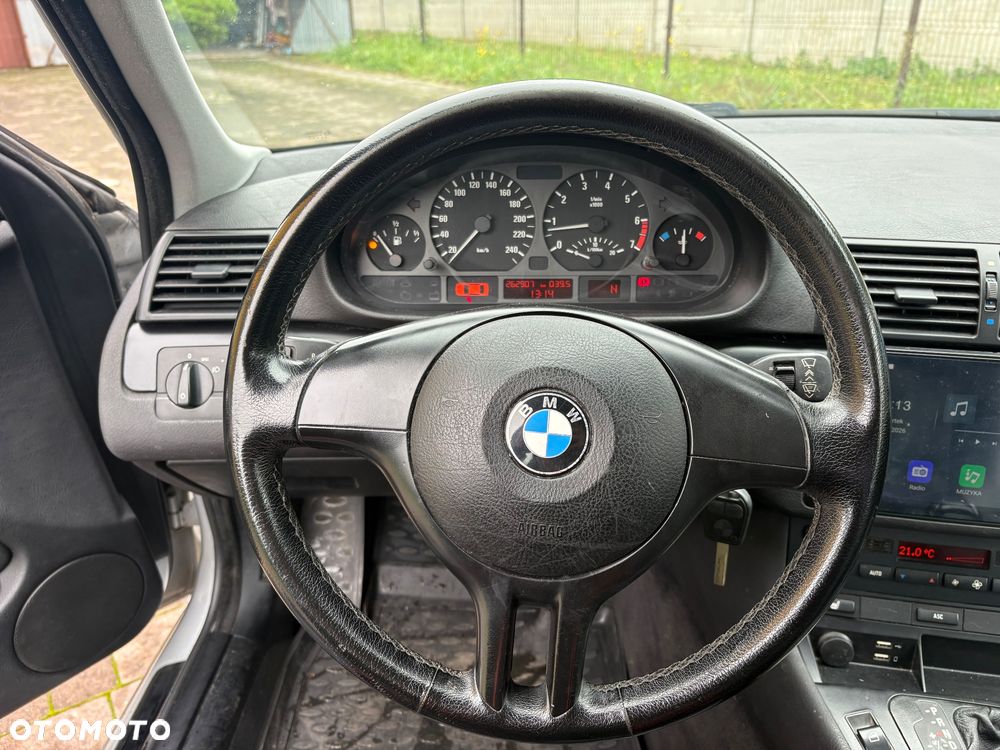 BMW Seria 3 328i - 25