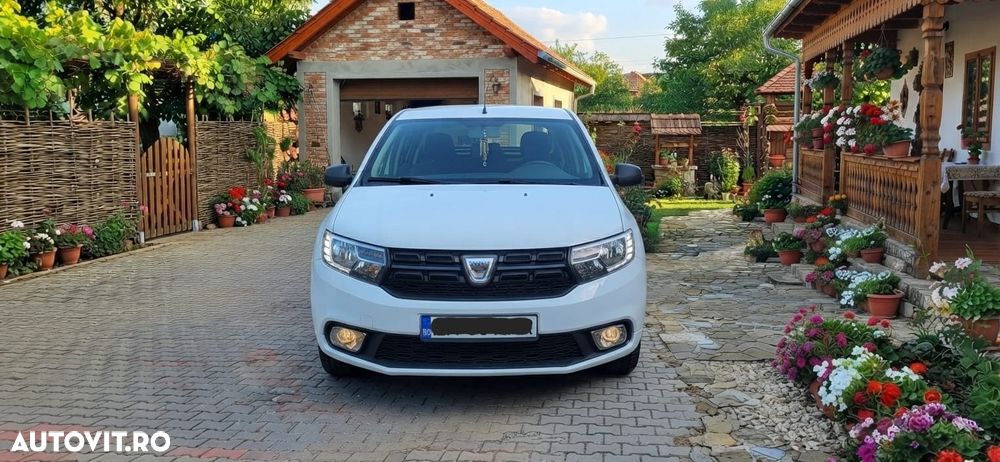 Dacia Sandero 1.0 SCe Laureate - 1