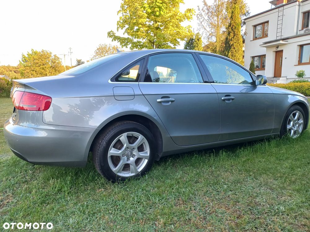 Audi A4 Limousine 2.0 TDI - 5
