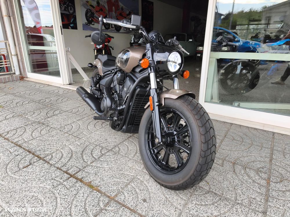 Indian Scout Bobber Limited Tech - 20