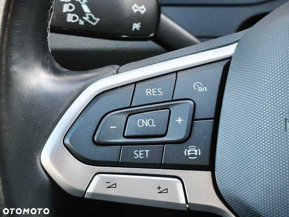 Volkswagen Passat Variant 1.5 TSI EVO Essence - 22