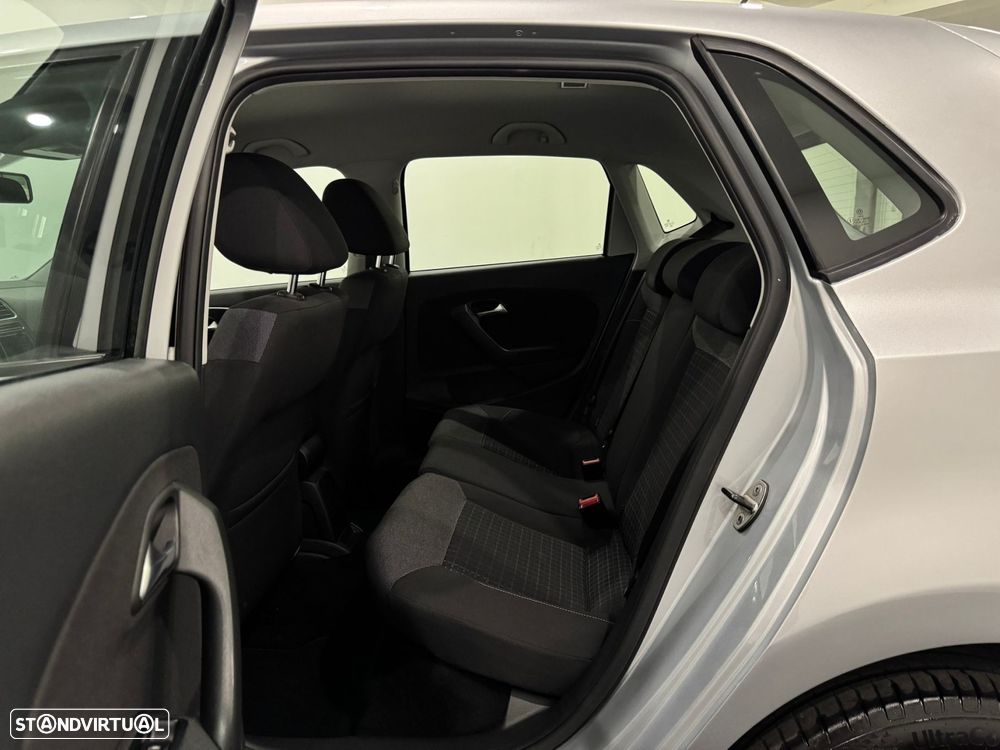 VW Polo 1.4 TDi Confortline - 27