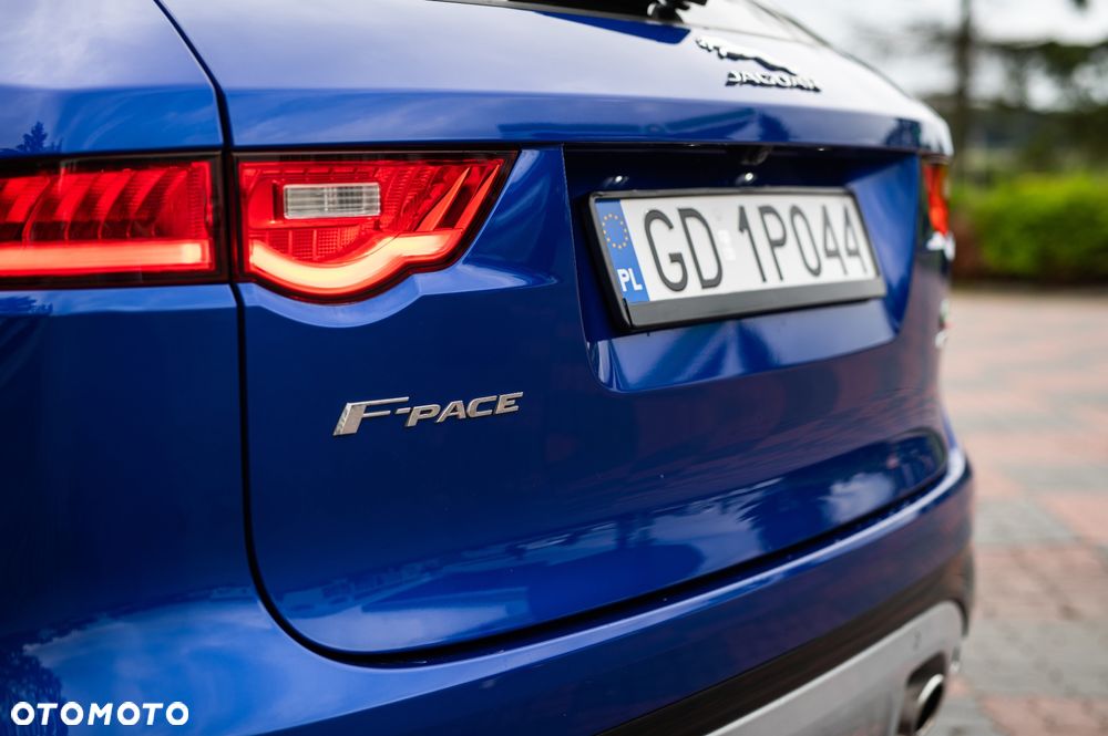Jaguar F-Pace 3.0 TDV6 AWD R-Sport - 38