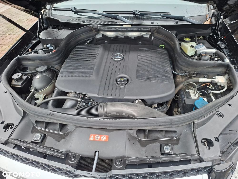 Mercedes-Benz GLK 220 CDI DPF 4Matic BlueEFFICIENCY 7G-TRONIC - 23