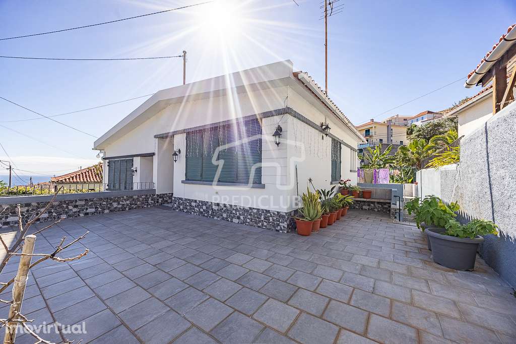 Moradia Geminada T2 + 2 - Funchal - Grande imagem: 4/29