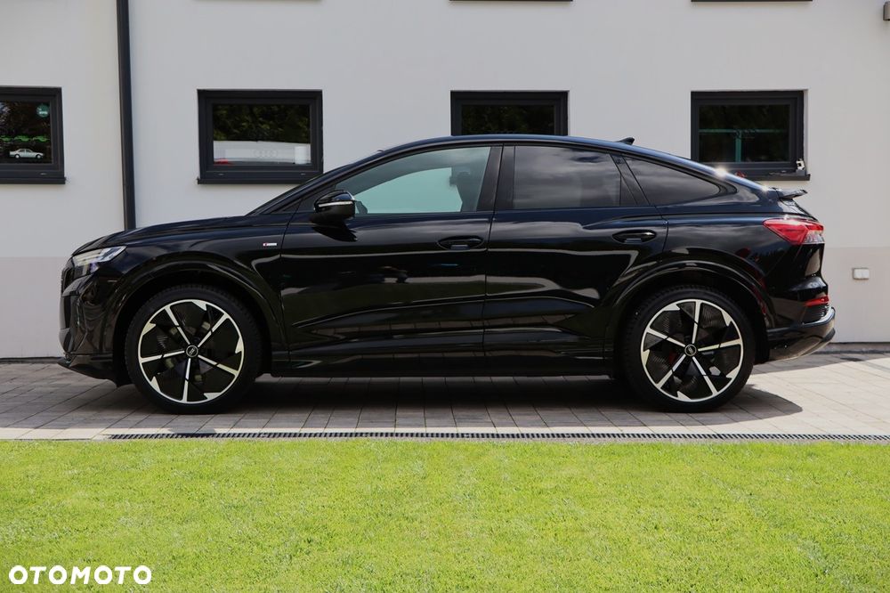 Audi Q4 Sportback e-tron - 12
