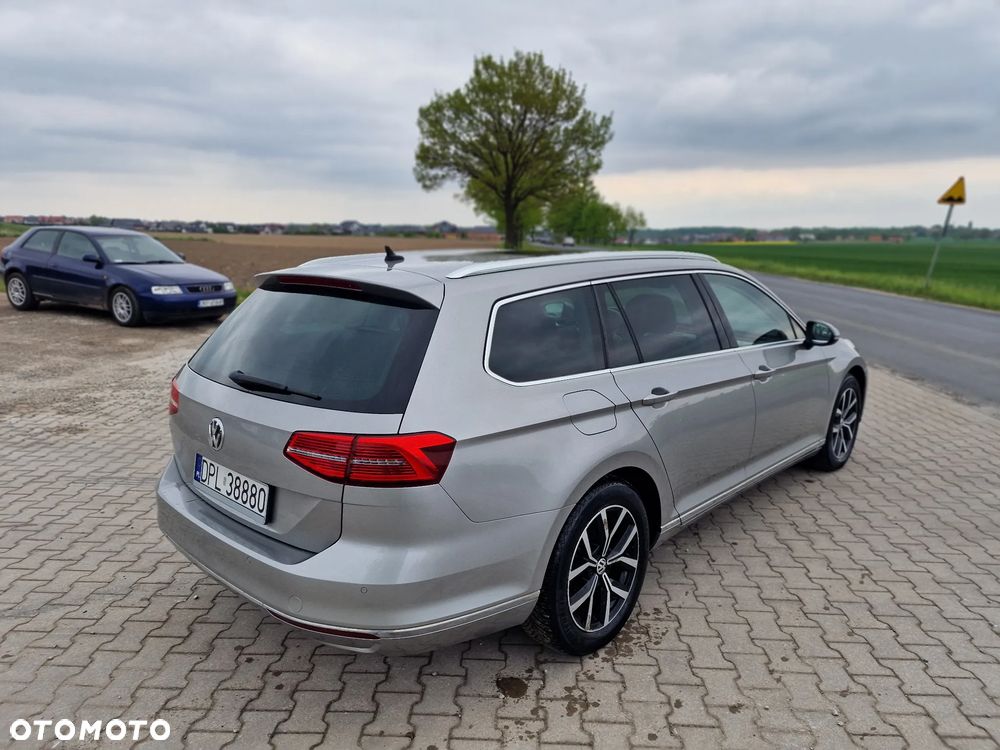 Volkswagen Passat 1.6 TDI (BlueMotion Technology) DSG Comfortline - 11