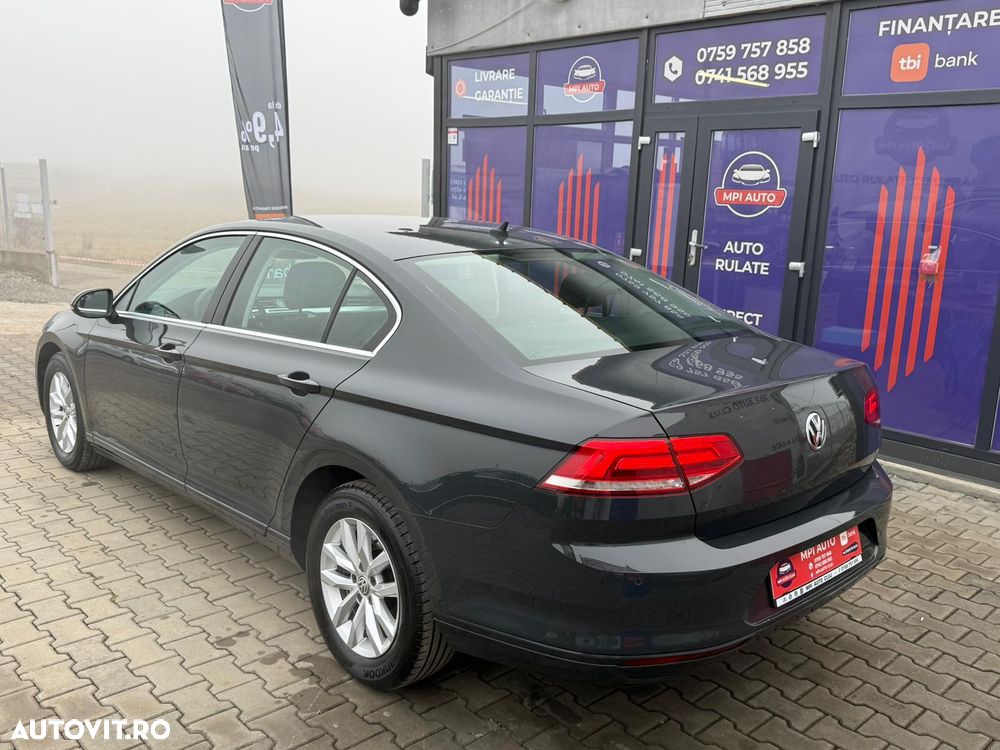 Volkswagen Passat 2.0 TDI DSG Comfortline - 7