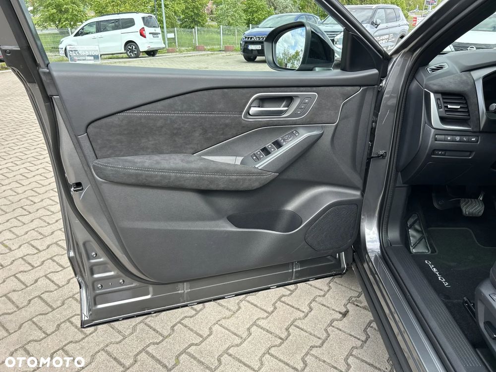 Nissan Qashqai 1.3 DIG-T MHEV Tekna+ Xtronic - 10