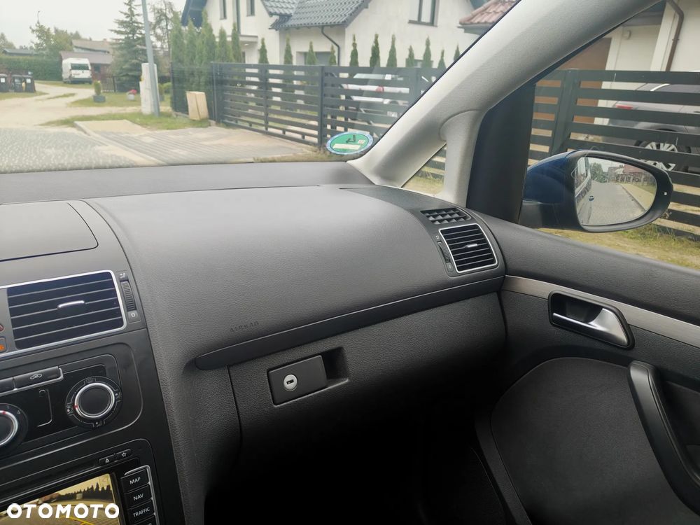 Volkswagen Touran 1.6 TDI DPF BlueMotion Technology Comfortline - 30