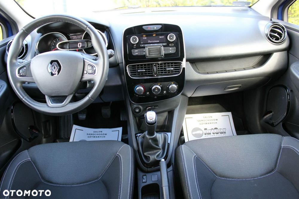 Renault Clio 1.2 16V Life - 17