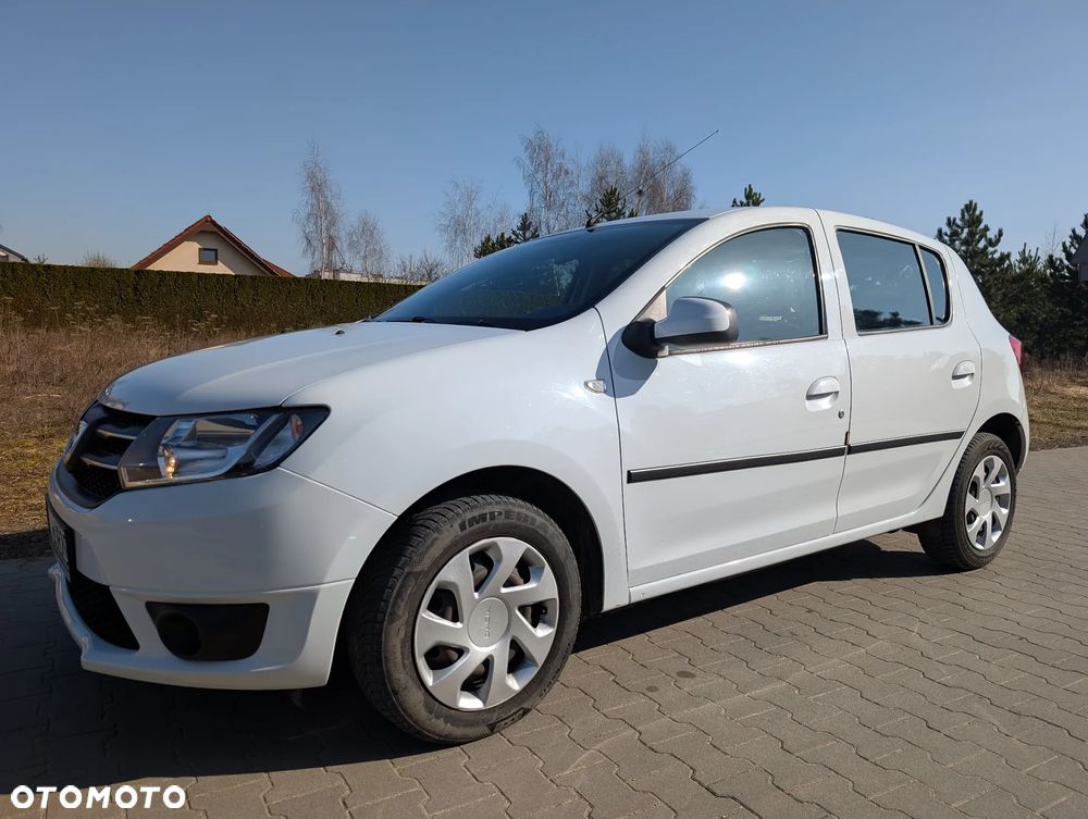 Dacia Sandero 1.2 16V Laureate - 2