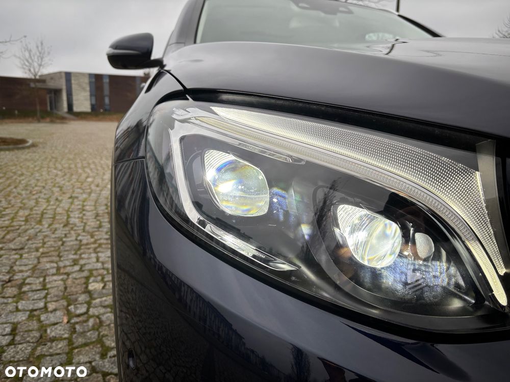 Mercedes-Benz GLC - 11