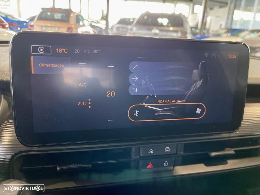 Jeep Avenger 1.2 GSE T3 Altitude - 29