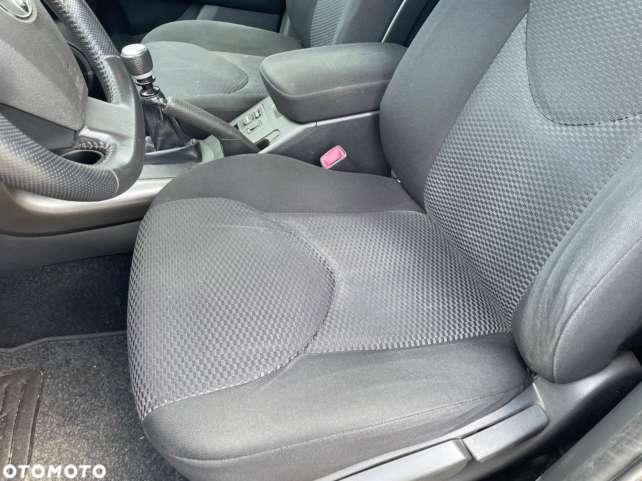 Toyota RAV4 2.0 VVT-i Sol 4x2 - 30