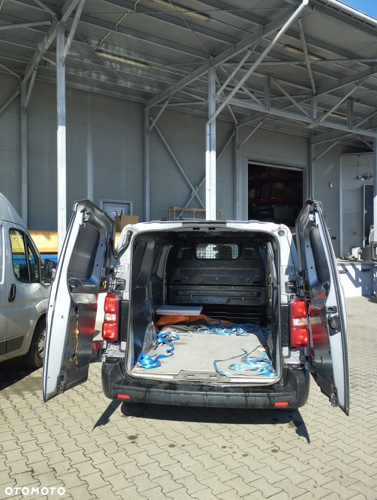 Toyota Proace - 10