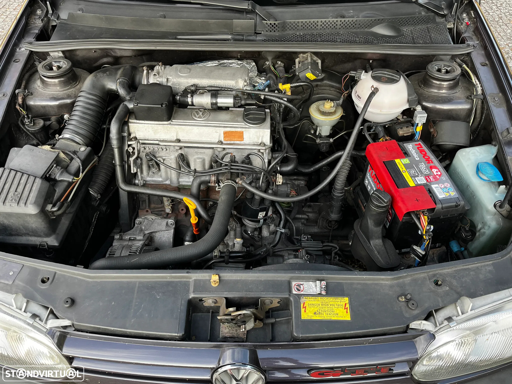 VW Golf - 16