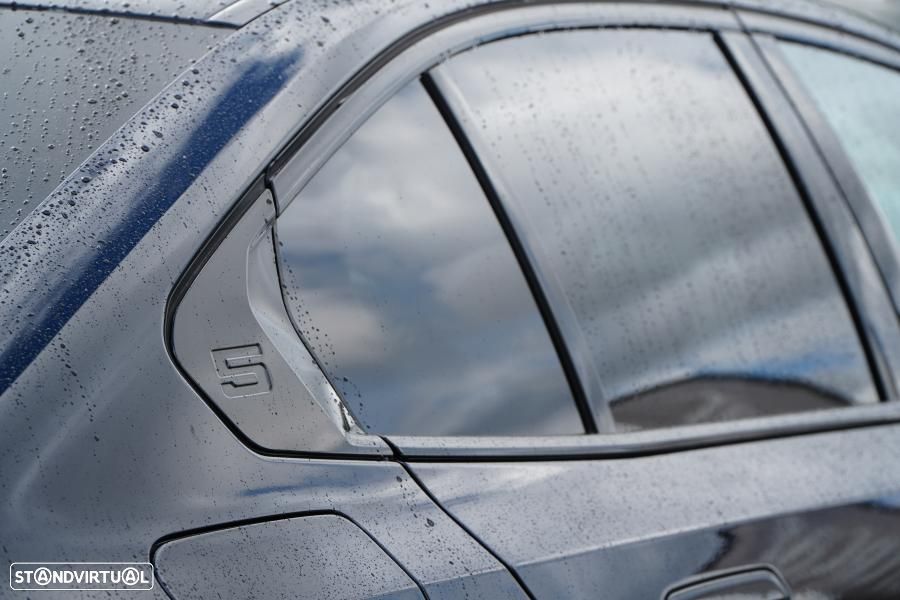 BMW 520 d Pack Desportivo M Auto - 6