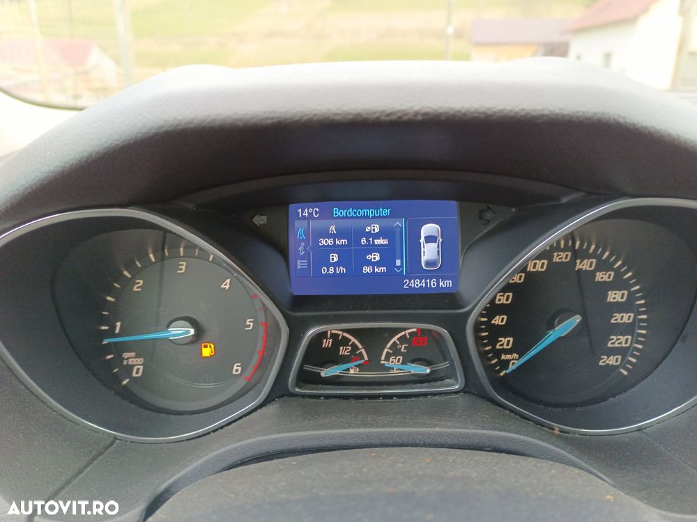 Ford Focus 1.6 TDCi DPF Trend - 8