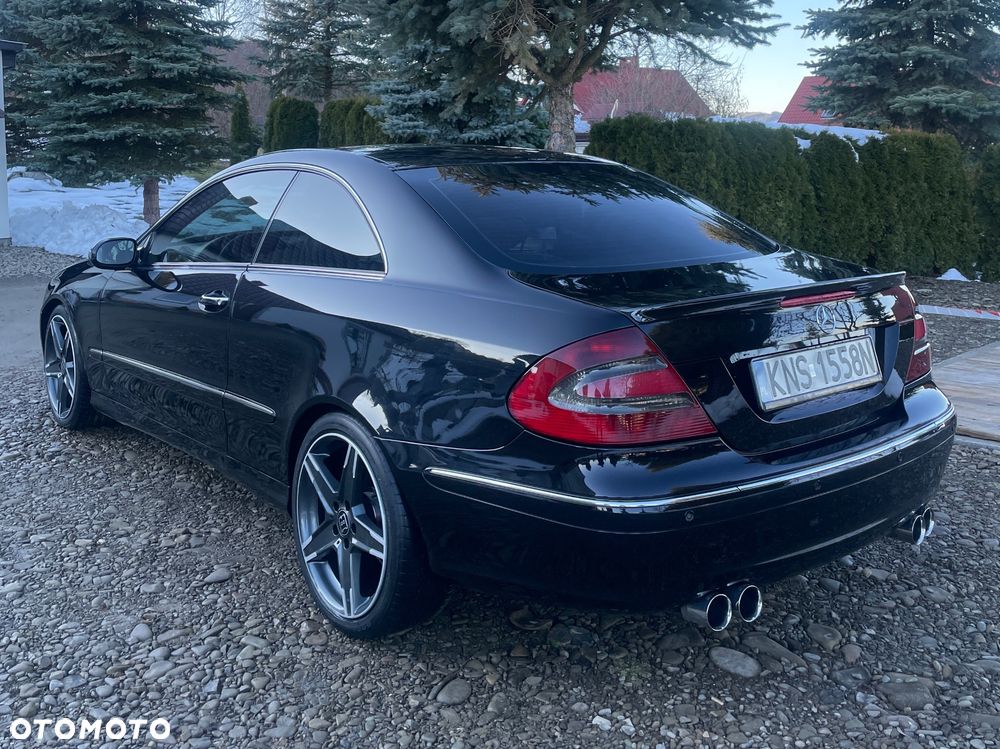 Mercedes-Benz CLK - 8