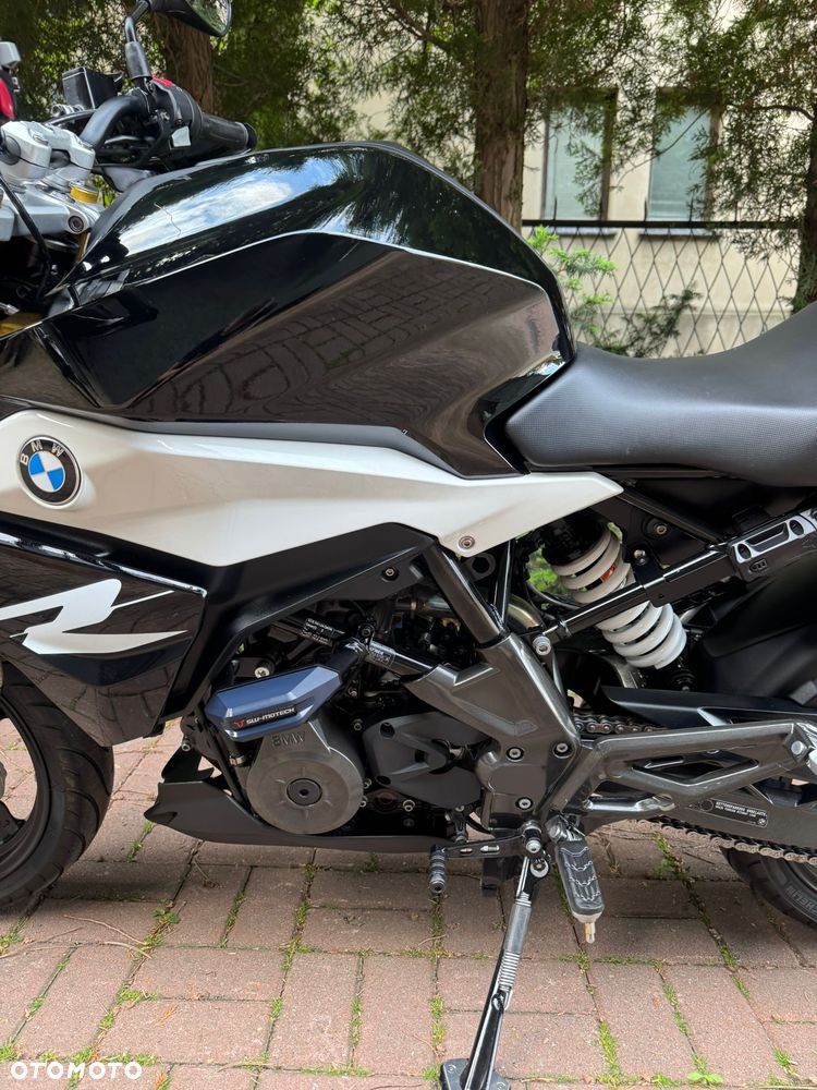 BMW G - 12