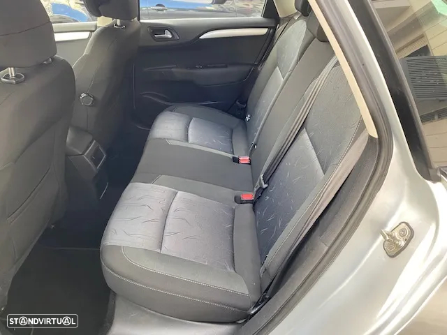 Citroën C4 1.6 VTi SX RFM CVA4 - 5