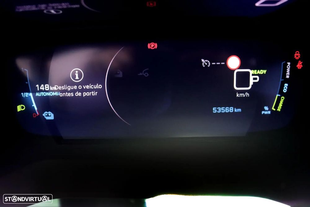Peugeot e-2008 Allure - 18