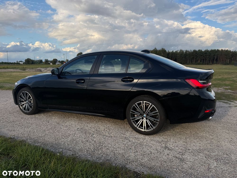 BMW Seria 3 330i Advantage - 7