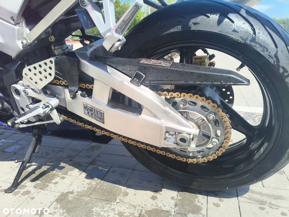 Honda CBR - 9