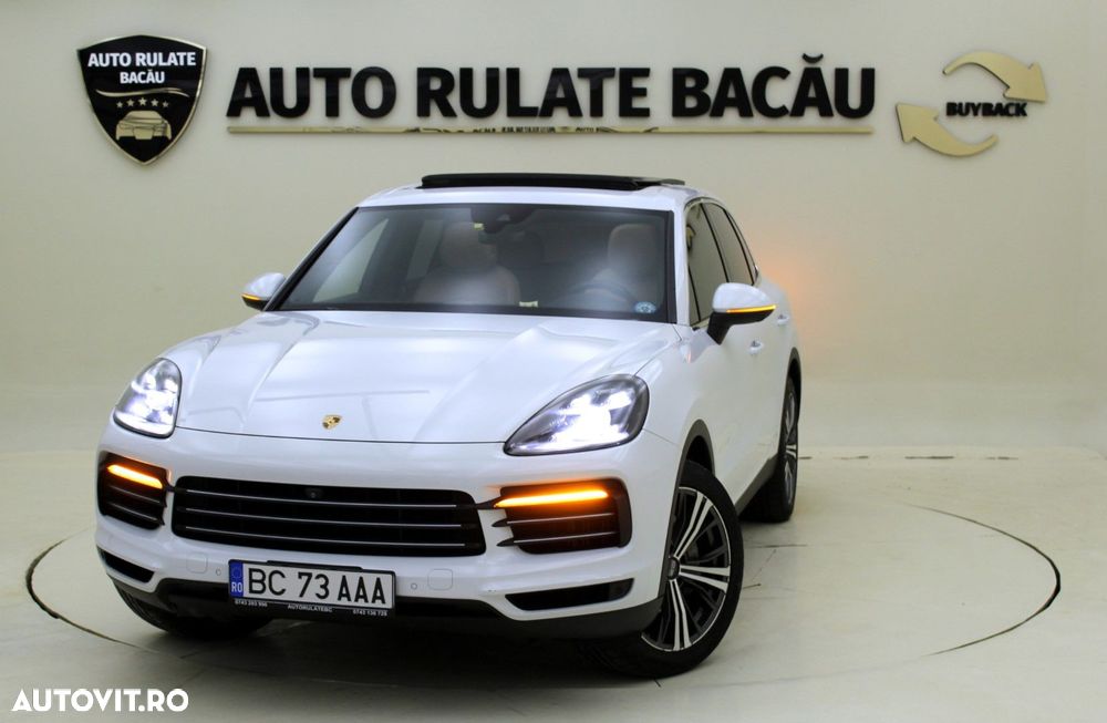Porsche Cayenne - 2