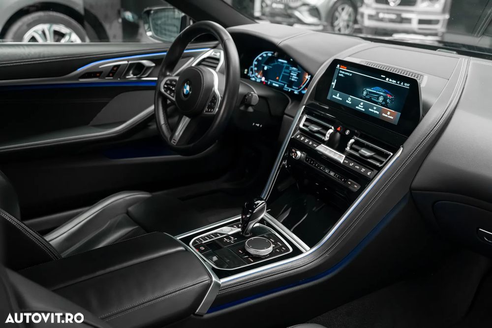 BMW M8 M850i xDrive - 37