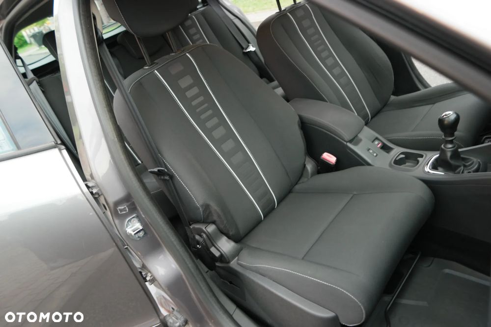 Renault Megane - 24