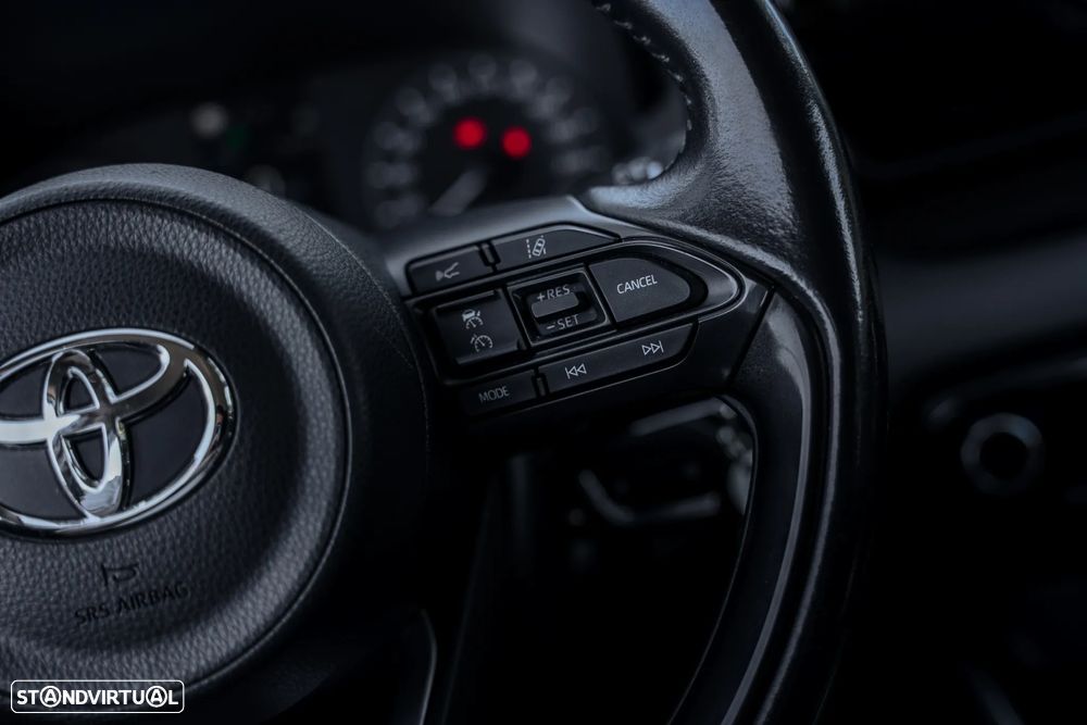 Toyota Yaris 1.5 HDF Comfort - 29