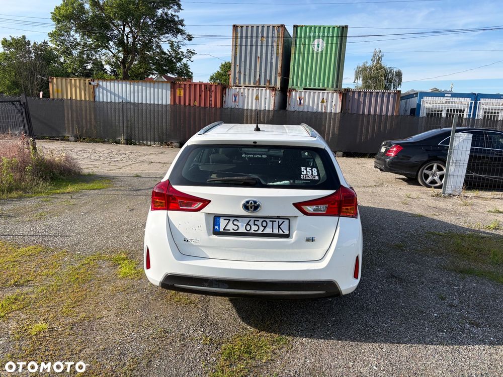 Toyota Auris - 5