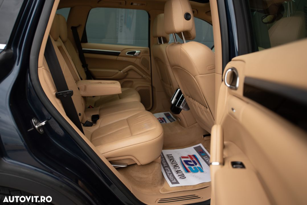 Porsche Cayenne Diesel Tiptronic S - 21