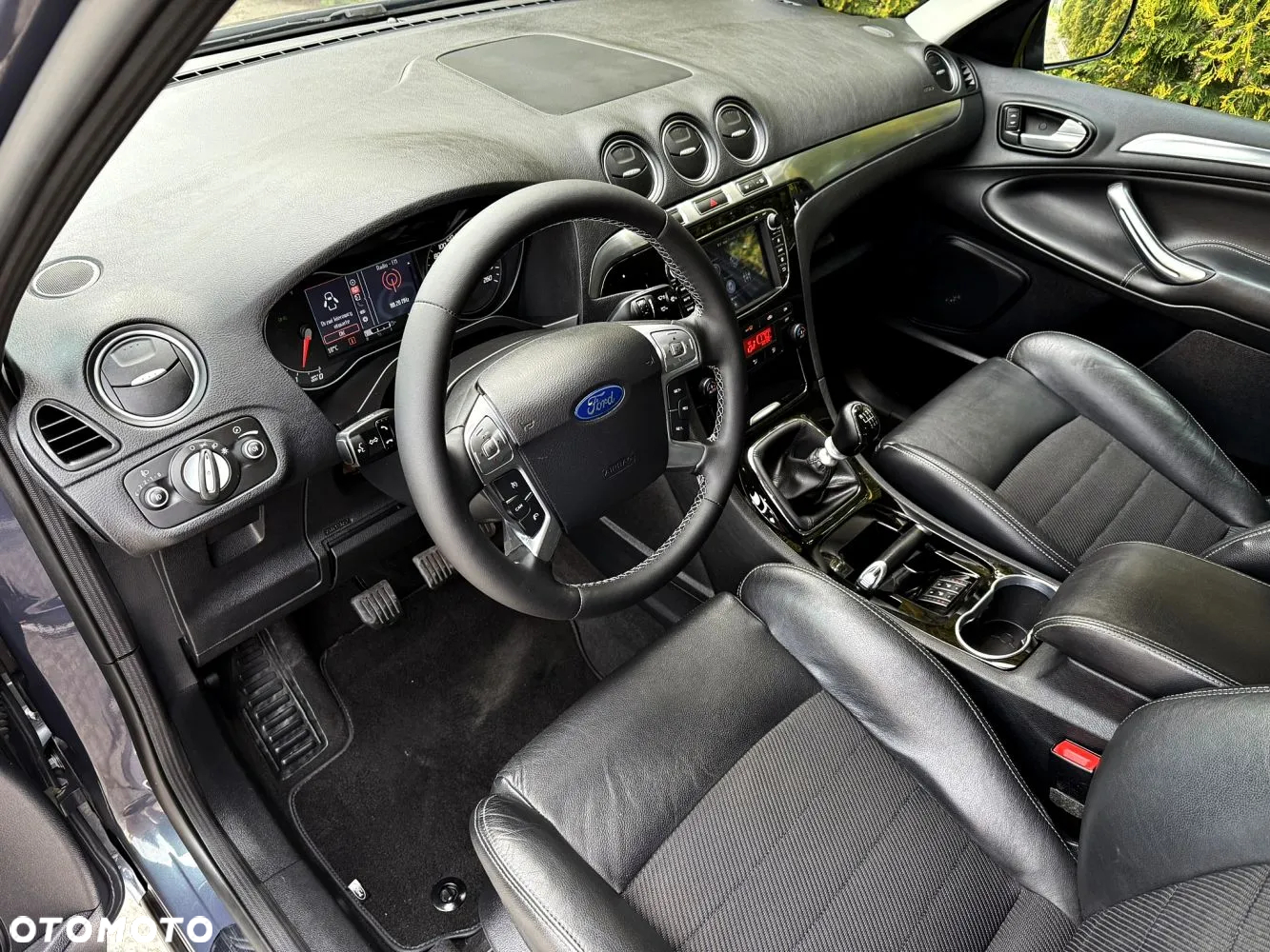 Ford S-Max - 23