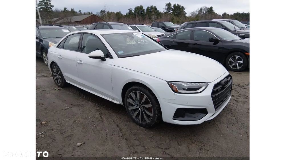 Audi A4 Limousine 40 TFSI S tronic S line - 1