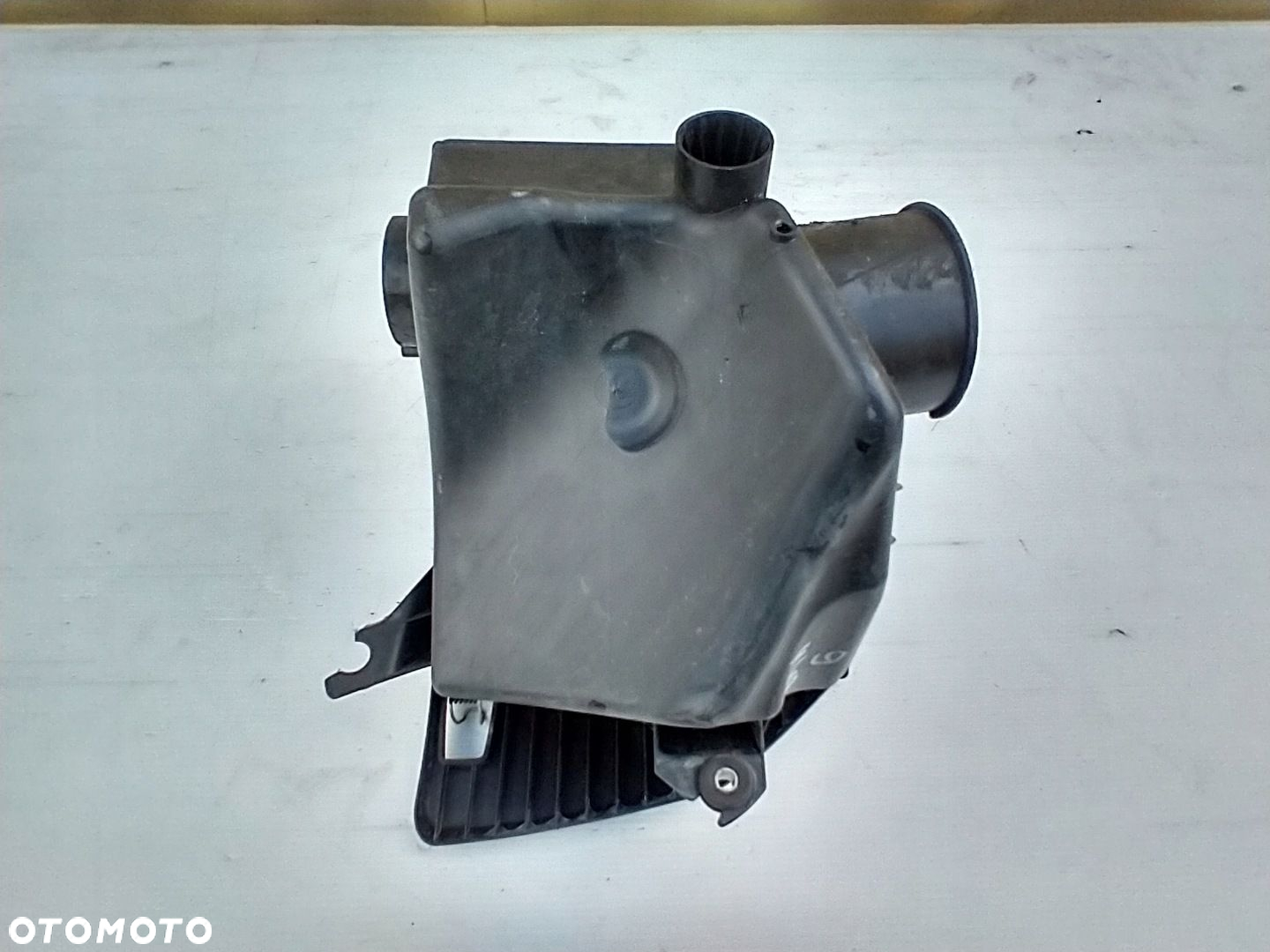 BMW 6 E63 E64 OBUDOWA FILTRA POWIETRZA PRZEPŁYWOMIERZ 7577779 7551638 - 8