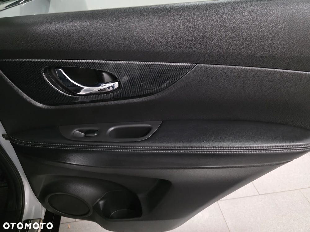 Nissan X-Trail 1.6 DCi Tekna 4WD - 23