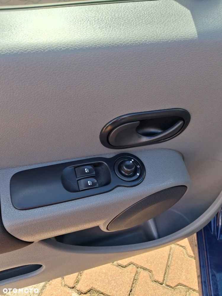 Renault Modus - 10