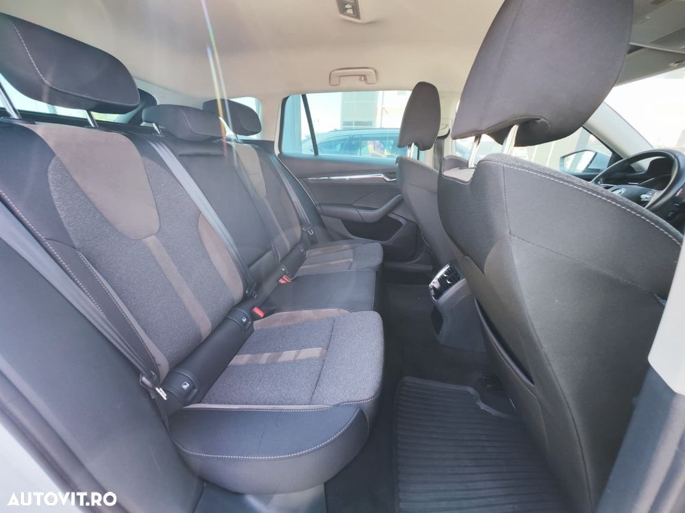 Skoda Octavia 2.0 TDI DSG 4X4 Scout - 16