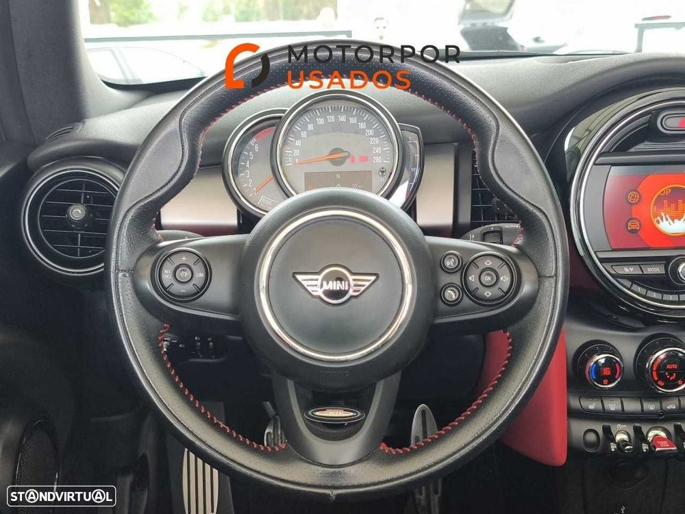 MINI Cabrio One Sport Edition - 10